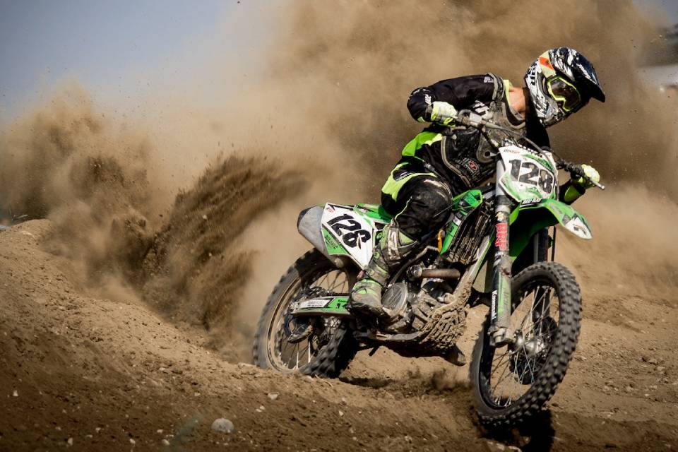 esto marketestoniavelt moto